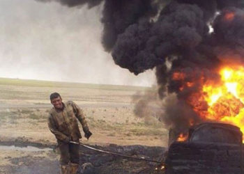 قسد تهاجم أصحاب حراقات النفط البدائية وتسلب مبالغ مالية في دير الزور