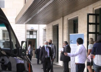 السياسة والمجتمع: اللجنة الدستورية السورية ودورها في الحل السياسي بعد مسرحية الانتخابات الأخيرة