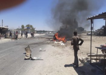 قتيل وجريح بانفجار سيارة مفخخة بريف عفرين