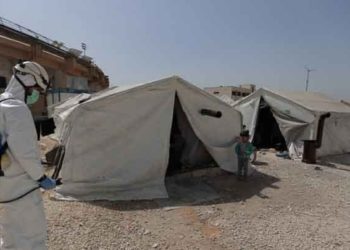 “منسقو الاستجابة” يحذر من تحول المخيمات السورية إلى مركز لانتشار الجائحة