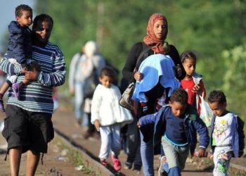 طلبات اللجوء في الاتحاد الأوروبي تسجل أكبر انخفاض لها