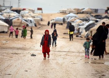 تضييق الخناق على قاطني مخيم “الهول” من قبل “PYD”