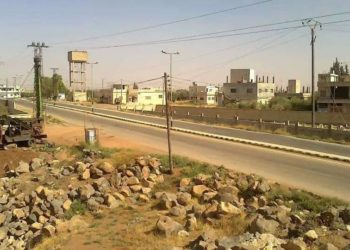 قوات النظام تستهدف منازل المدنيين بالرشاشات بدرعا وتخلف جرحى