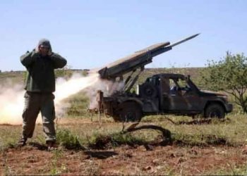 فصائل المعارضة تستهدف مواقع قوات النظام في إدلب واللاذقية