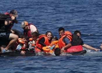 تركيا: إنقاذ 74 طالب لجوء أجبرتهم اليونان على العودة
