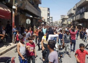 المرصد “الأورومتوسطي” لحقوق الإنسان يدين قمع “قسد” لاحتجاجات منبج