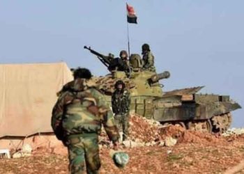 مقتل 12 عنصراً لقوات النظام بهجوم لـ “تنظيم الدولة” شرق حمص