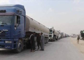 دخول قافلة صهاريج جديدة لميليشيا قاطرجي لمناطق “PYD”