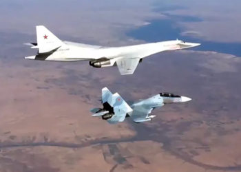 قصف روسي يستهدف مواقع تنظيم الدولة شرق حمص.. والنظام يرسل تعزيزات إلى المنطقة