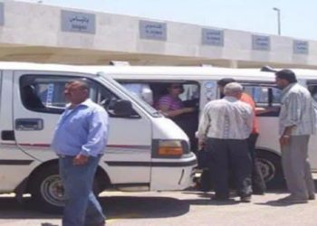 بعد إضرابهم في ريف دمشق.. وقفة احتجاجية لأصحاب السرافيس للمطالبة بزيادة التعرفة في طرطوس