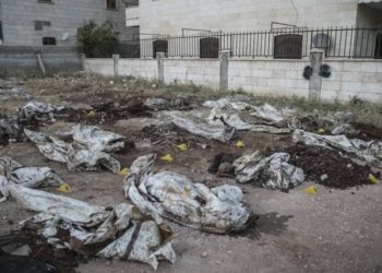 مقتل 8 مدنيين بينهم 3 أطفال وامرأة جراء قصف النظام على إدلب