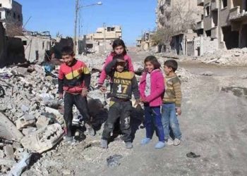 منظمة بريطانية تحذر من استمرار وضع الحالة الإنسانية للأطفال في الرقة