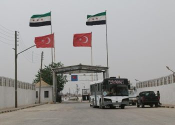 مقتل وإصابة تسعة جنود أتراك في حلب ومسؤولون أتراك يعلقون