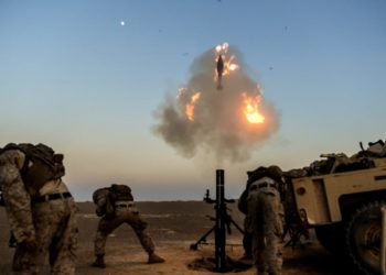 صحيفة أمريكية: واشنطن تعتزم إبقاء 900 جندي لدعم قسد في سوريا