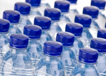 “عدنان الأسد” يتهجم على “لونا الشبل” مستشارة بشار الأسد ويصفها بـ”ناقصة الشرف والحياء”