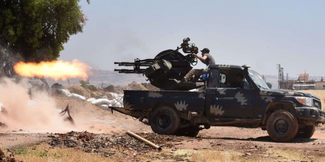 “عدنان الأسد” يتهجم على “لونا الشبل” مستشارة بشار الأسد ويصفها بـ”ناقصة الشرف والحياء”