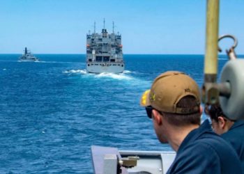 إيران تقول إنها استهدفت سفينة إسرائيلية في بحر العرب رداً على استهداف “الحرس الثوري” في سوريا