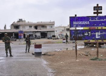 استنفار أمني واعتقالات إثر تمزيق صور “الأسد” في مسكنة شرقي حلب