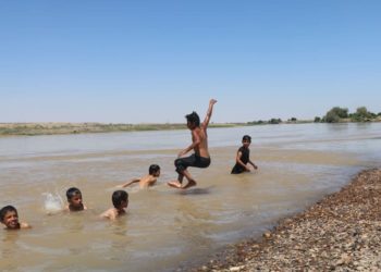 الرقة.. وفاة 4 أطفال غرقاً بنهر الفرات خلال يومين