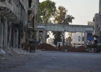 قوات النظام تغلق طريقاً جديداً أمام أهالي درعا البلد