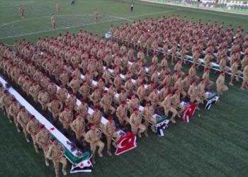 2000 مقاتل ينضمون إلى صفوف فصيل في الجيش الوطني السوري (فيديو)