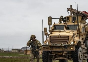 وفد من التحالف الدولي يزور الرقة