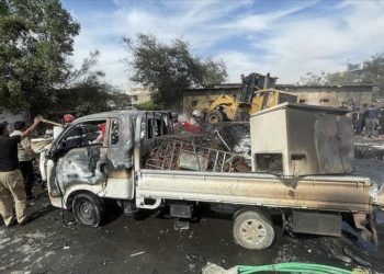 30 قتيلاً وعشرات الجرحى بتفجير في العراق