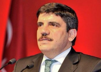 ياسين أقطاي: من المستحيل عملياً إرسال السوريين إلى بلادهم