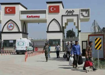 أربعة معابر حدودية مع تركيا تعلن فتح إجازات العيد أمام اللاجئين السوريين