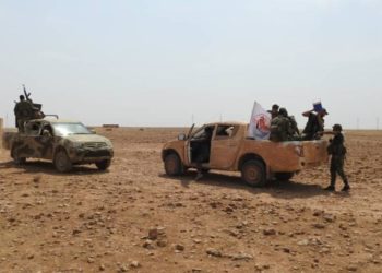 الرقة.. قتيل وجرحى من ميليشيا “الدفاع الوطني” بغارة روسية “خاطئة”