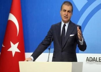 بعد أحداث أنقرة.. العدالة والتنمية يحذر من معاداة اللاجئين السوريين