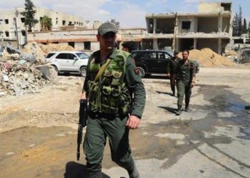 بتهمة زرع عبوات ناسفة لعناصرها.. قوات النظام تعتقل مدنيين في الرقة