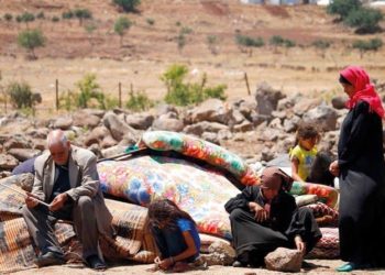 تخوف لمهجري درعا بعد انتشار عشرات الاصابات بفيروس كورونا في مراكز الإيواء