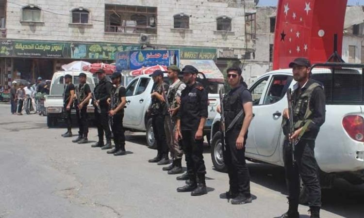 لص يعتدي على أسرة بأداة حادة في مدينة الباب بريف حلب