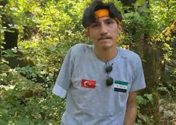 فقد ذراعه وقدمه.. شاب سوري يساعد في إخماد الحرائق بتركيا