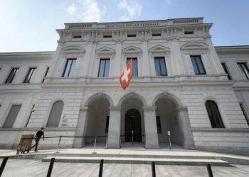 الخارجية السويسرية تنفي افتتاح ممثلية للإدارة الذاتية في جنيف