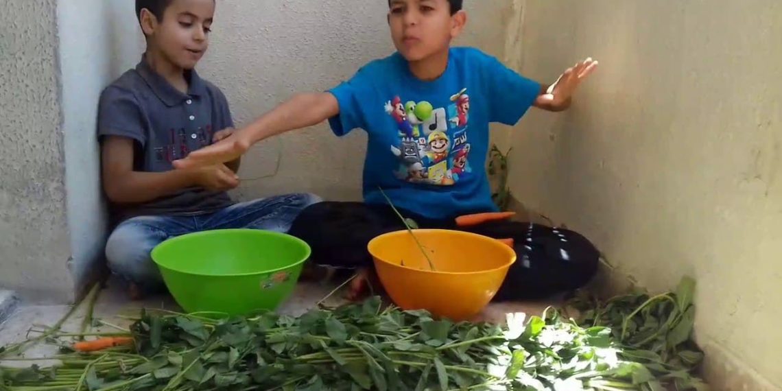 ورشات منزلية لتجهيز المؤن تخفّف معاناة الأهالي في ريف دمشق