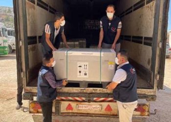 وصول الدفعة الثانية من لقاح كورونا إلى إدلب