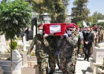 نظام الأسد يُشيّع قتلاه من مستشفى حمص العسكري