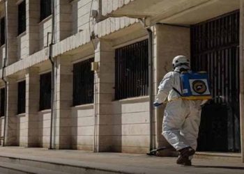 الدفاع المدني السوري يحذر من كارثة إنسانية جراء ارتفاع نسبة الإصابات بكورونا شمال سوريا