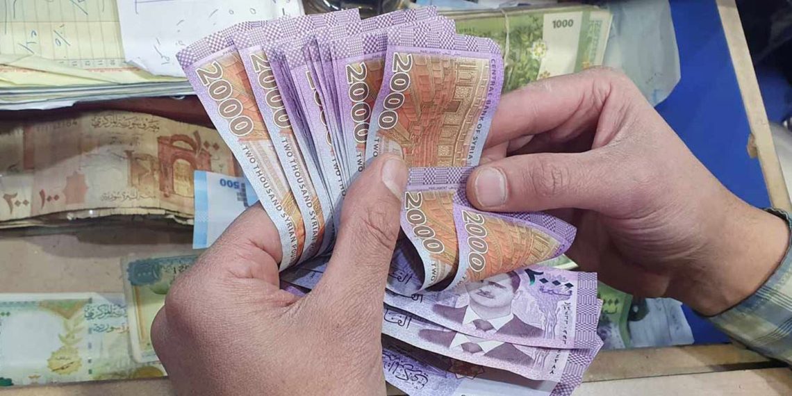 سعر صرف الليرة السورية أمام الدولار والذهب – الأحد 22 آب 2021