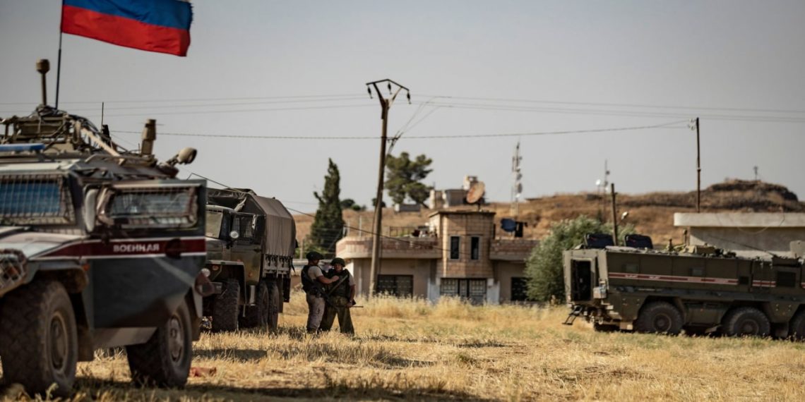 تعزيزات عسكرية روسية تصل بادية السخنة شرقي حمص