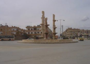 بينهم أستاذ جامعي.. قتلى وجرحى جراء قصف قوات النظام على إدلب