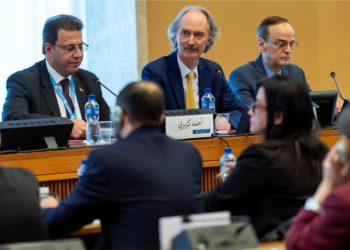 شخصيات معارضة تلتقي بيدرسون في تركيا وتتحدث عن مجريات اللقاء