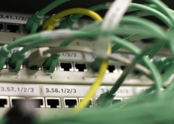 مسؤولون في حكومة النظام يبررون رفع أجور الانترنت ويدّعون مراعاة أصحاب الدخل المحدود