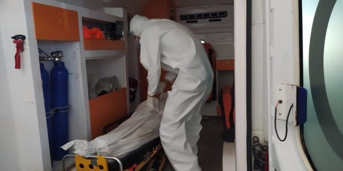 “الإنذار المبكر” تعلن تسجيل 1500 إصابة بكورونا في الشمال السوري مؤخراً