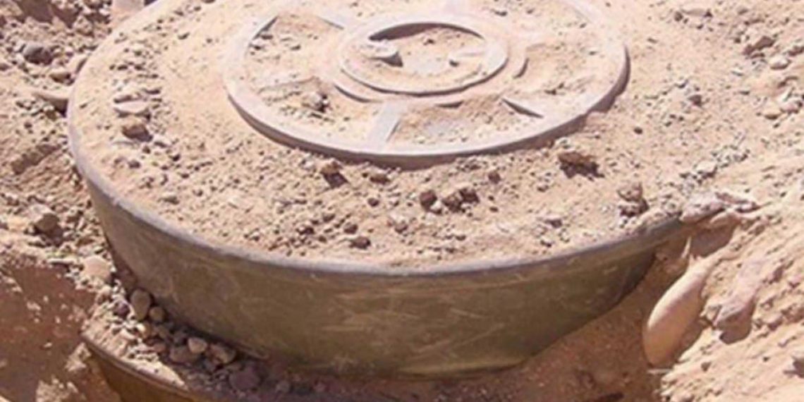 مقتل طفلين وإصابة آخرين جراء انفجار لغم أرضي في دير الزور