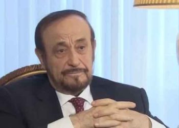 “رفعت الأسد” يدبك بعد قرار سجنه لأربع سنوات في فرنسا (فيديو)