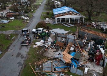 أكثر من 50 قتيلاً جراء إعصار ضرب سواحل الولايات المتحدة الأمريكية