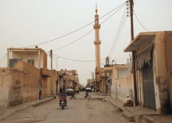 الرقة.. مقتل شاب حاول مساعدة “غريب” واكتشاف الجريمة عبر الواتساب